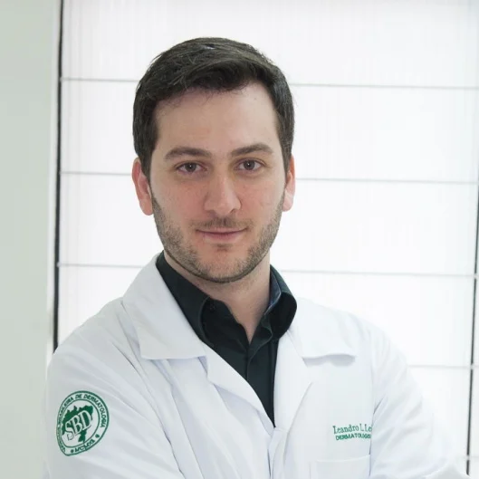 Foto de Dr. Leandro Leite — Psoríase Brasil