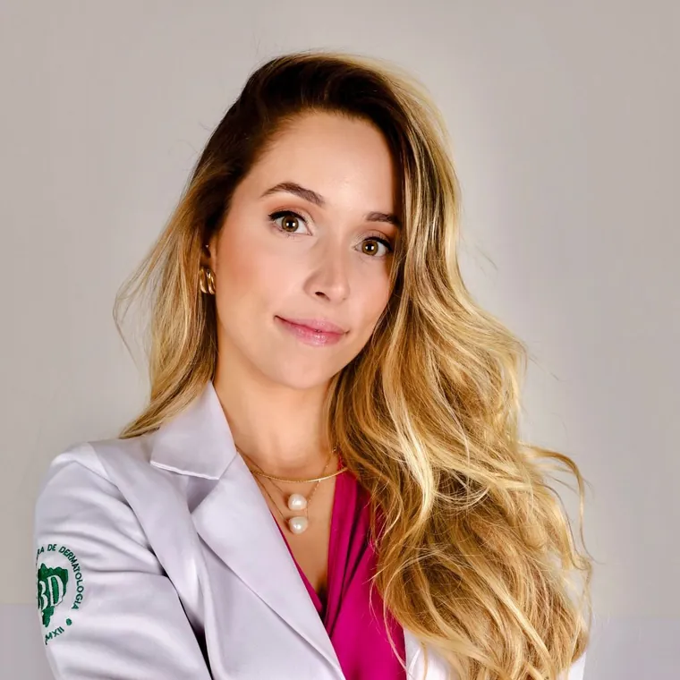 Foto de Dra. Isabelle Assis — Conselho Científico da Psoríase Brasil